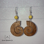 Load image into Gallery viewer, Wood Shells, Essential Oil Earrings
